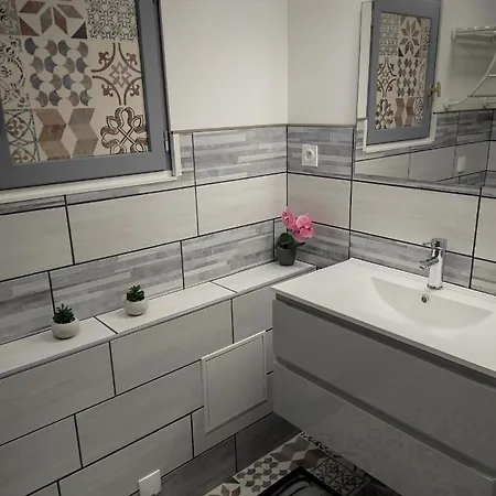 Apartment Le Coq En Pate